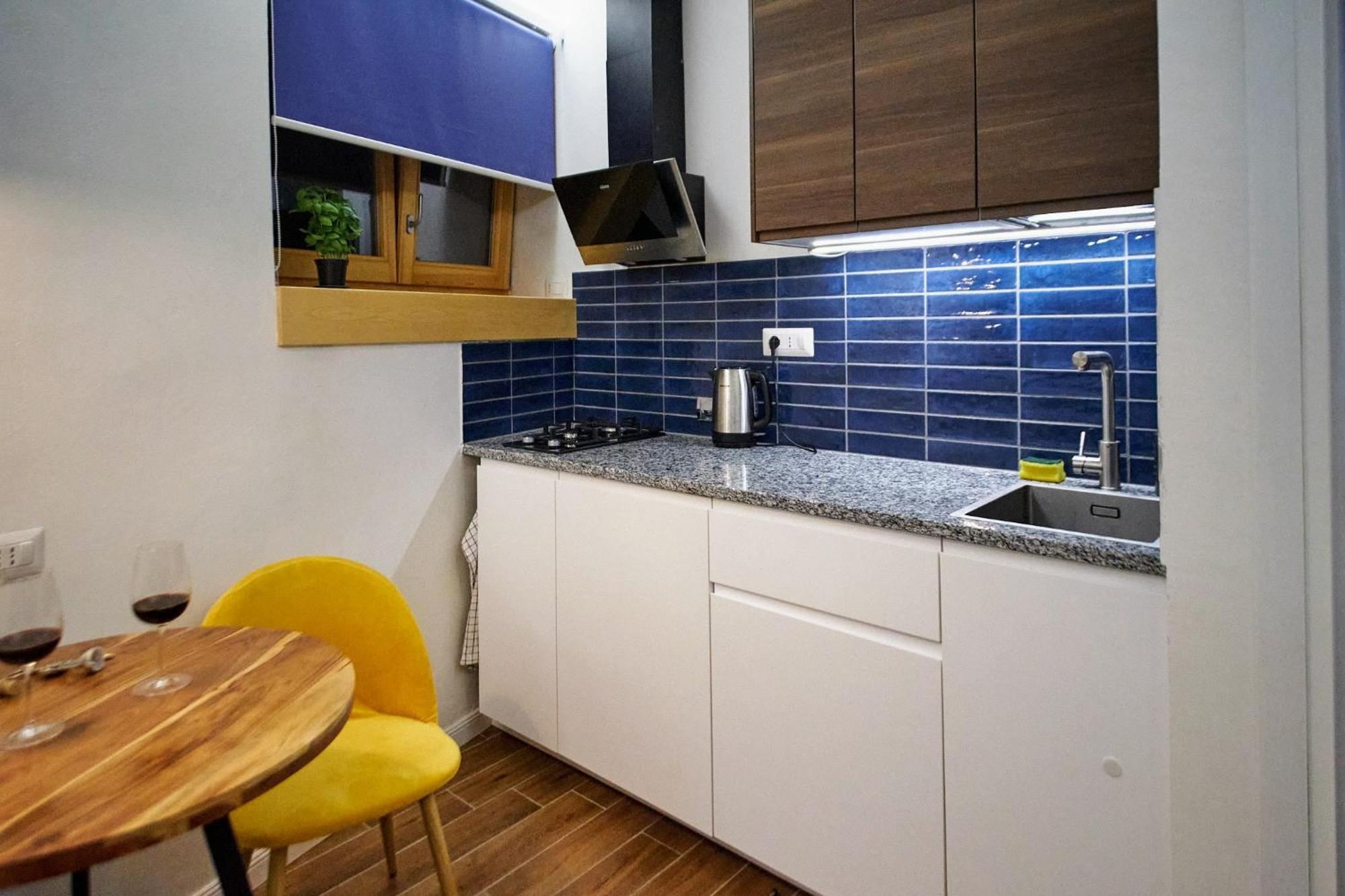 Lovely Historic Center 2-Bedrooms Apartment Verbania Eksteriør billede